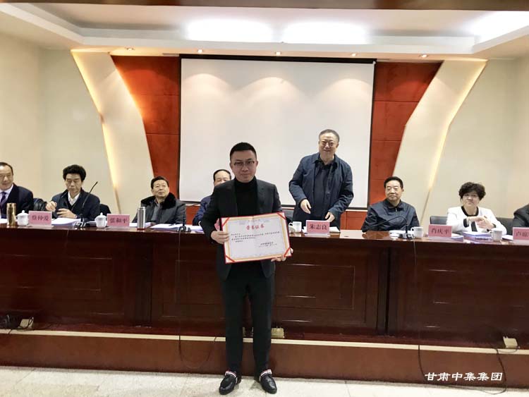 �T���L��